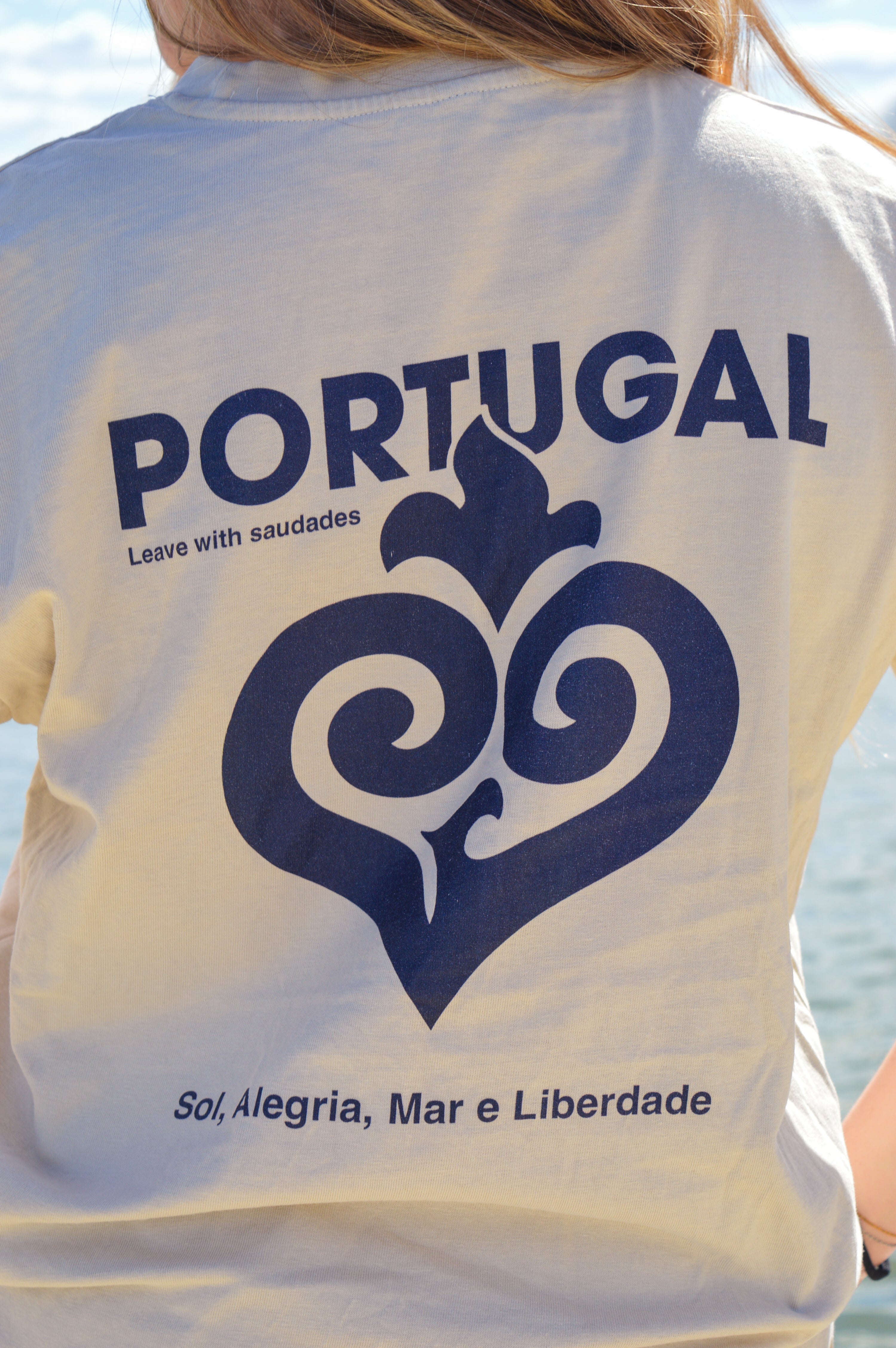 PORTUGAL  Coração — Unisex Heavy Oversize Tee
